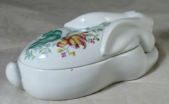 Elizabeth Arden - sleeping rabbit