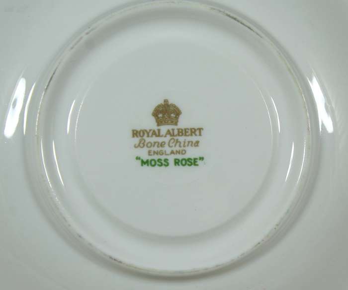 Royal Albert - Moss rose saucer