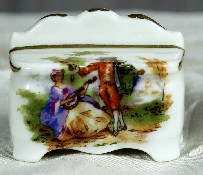 Miniature Limoges - Victorian themed dresser