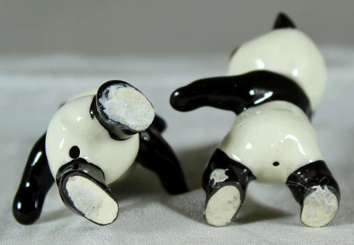 Pair of pandas - Hardened plastic