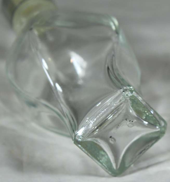 Perfume bottle - vintage R&R