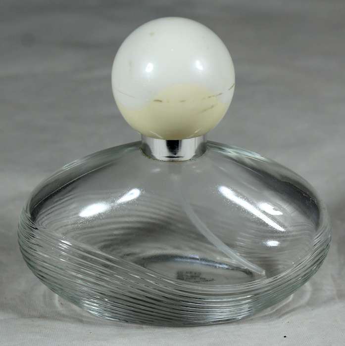 Perfume bottle - Avon - far away Bella