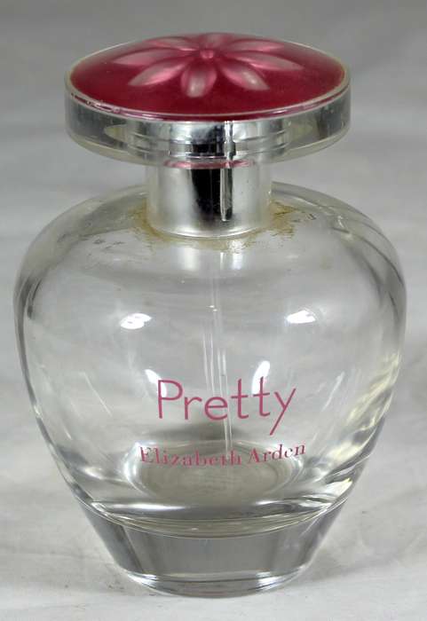 Perfume bottle - Elizabeth Arden - pretty