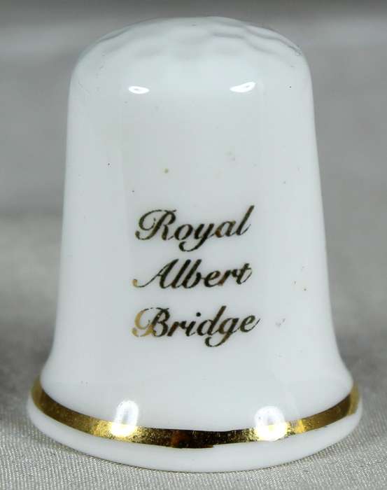 Bone China thimble - Royal Albert Bridge