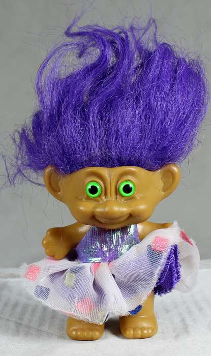 Small Arlencoe troll - with party dress