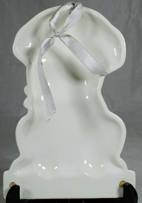 Porcelain doggy - Wall hanging