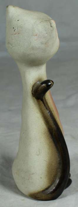 Ceramic seated cat in brown