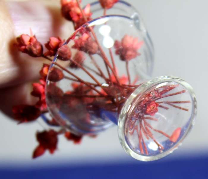 Glass miniature - Basket with flowers