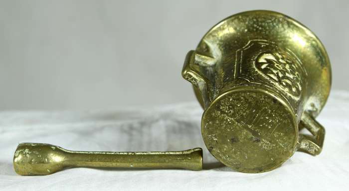 Small brass - Mortar & pestal