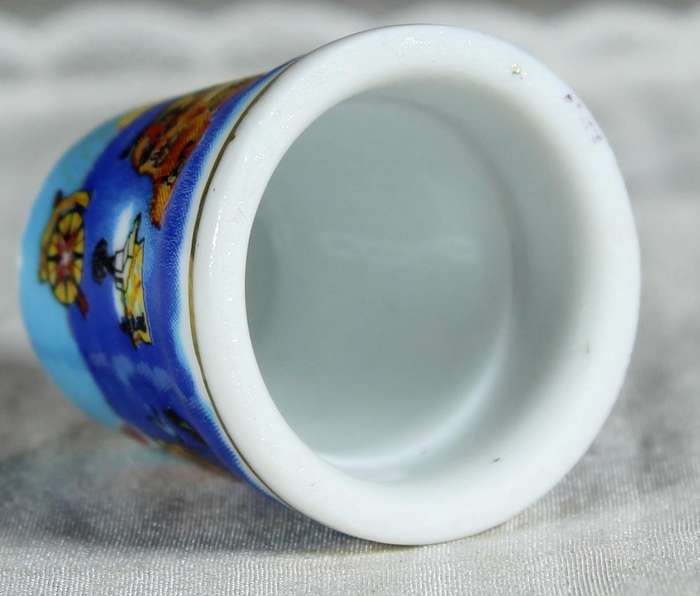 Bone China thimble - Lanzarote