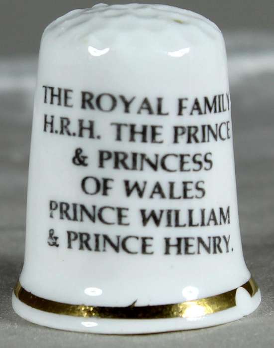 Bone China thimble - The Royal family