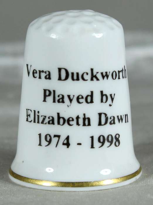Bone China thimble - Coronation str - Vera Duckworth by Elizabeth Dawn - Birchcroft