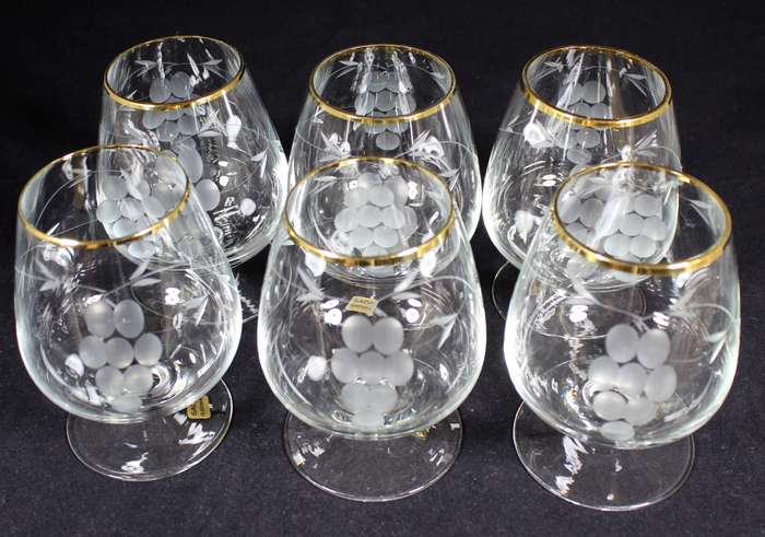 Set of six whisky glasses with etched grapes motif - SACUT glassware