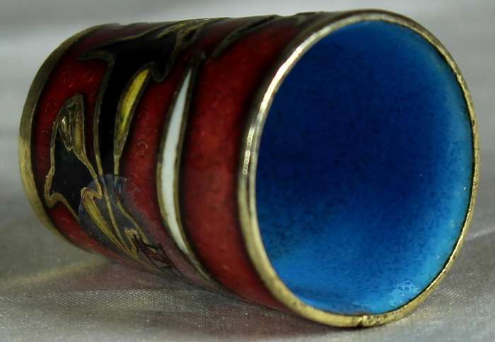 Cloissone thimble - whale