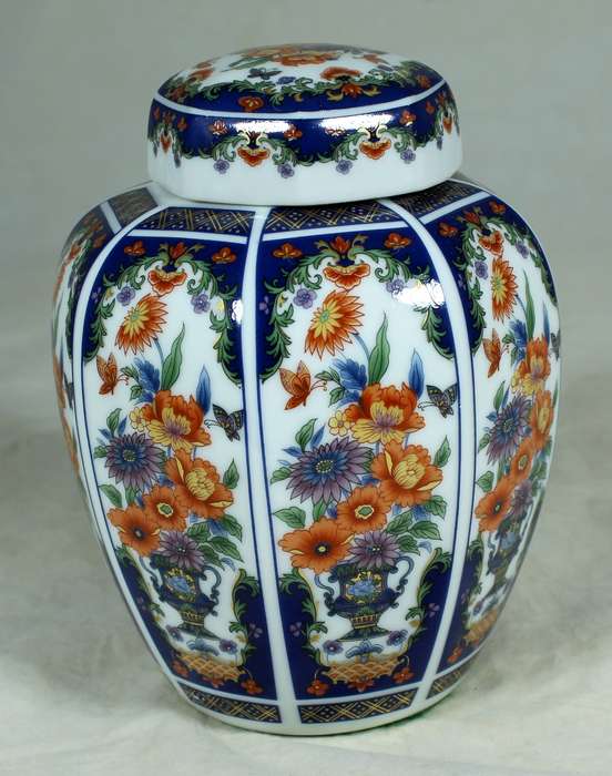 Japanese lidded bowl with orange flowers
