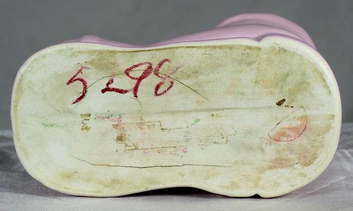 Porcelain pink shoe