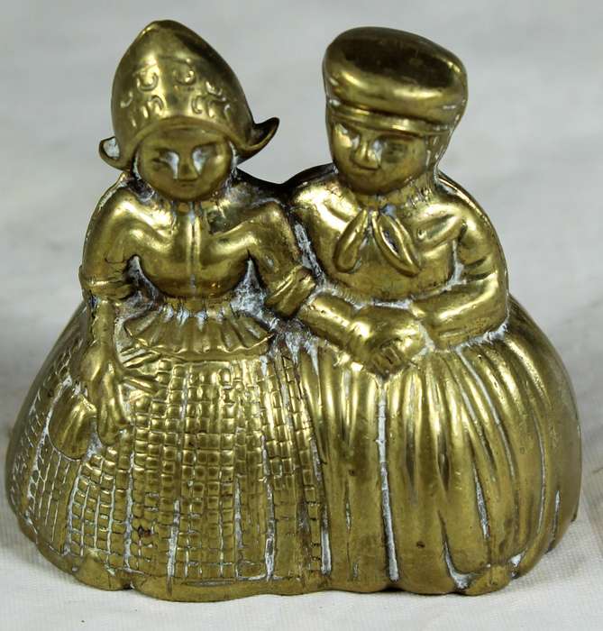 Brass bell - Dutch girl & boy