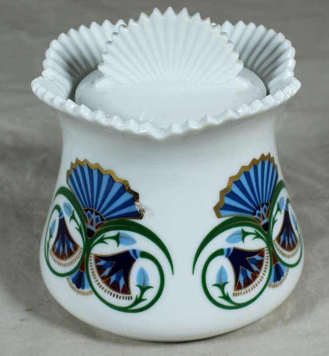 Elizabeth Arden - treasures of the pharaohs - lidded pot