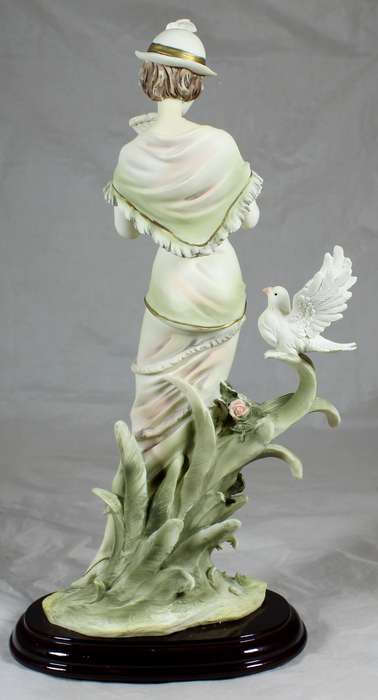La Anina Collection - Lady with dove