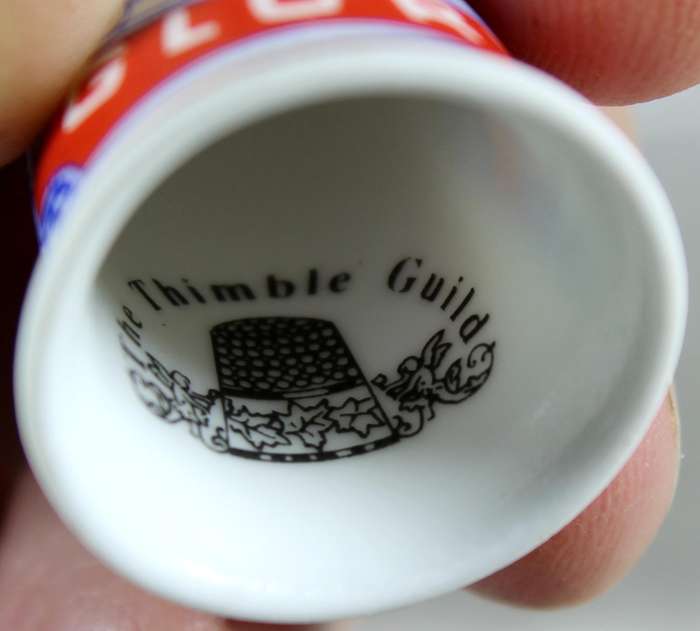 Bone China - Advertising thimble - English Glory - Stoke-on-Trent