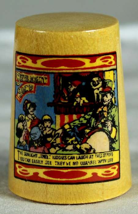 Wooden advertising thimble - Sunlight soap