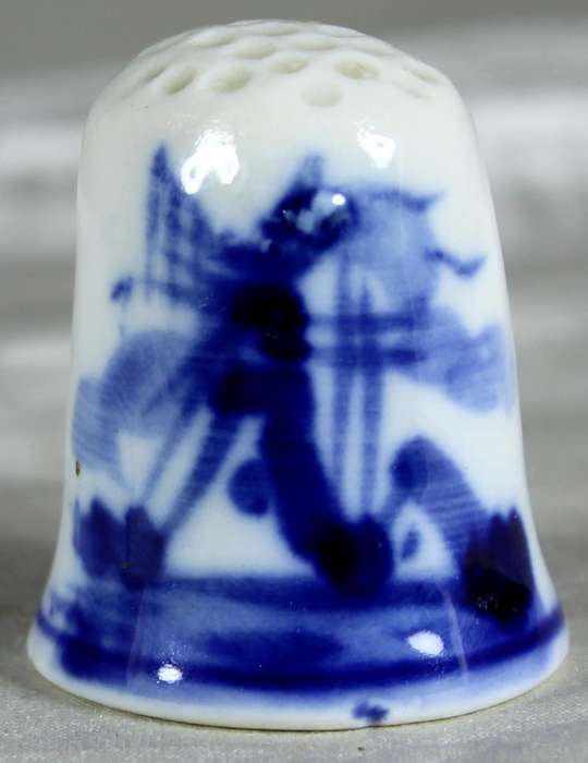 Bone China thimble - Blue & white Dutch thimble