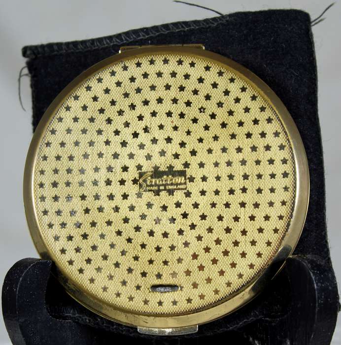 Golden rose powder compact