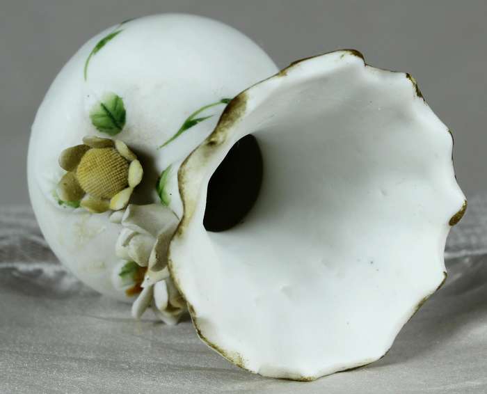 Small posy vase with embossed flowers