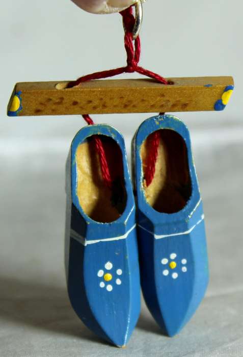 Pair of wooden shoes pendant