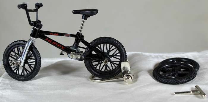 Tech Deck BMX Trick Bike - Black Huffy