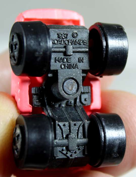 Micro Machines - RoadChamps - Neon pink monster truck