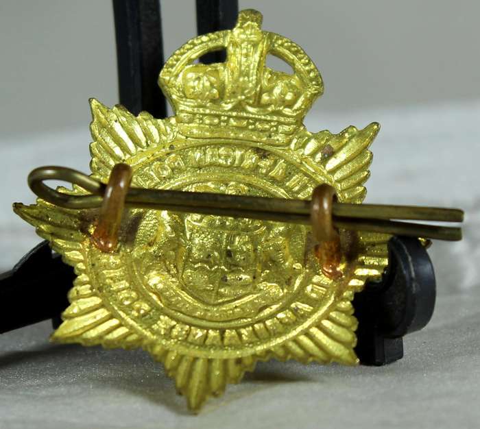 SA Police cap badge