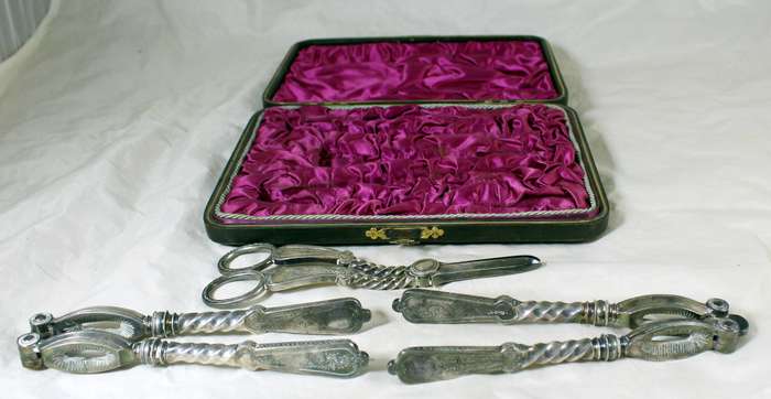 Vintage nutcracker and grape scissors set