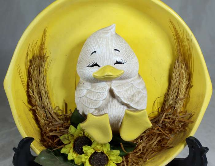 Chicklet in yellow frying pan