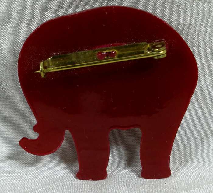 Plastic elephant broach