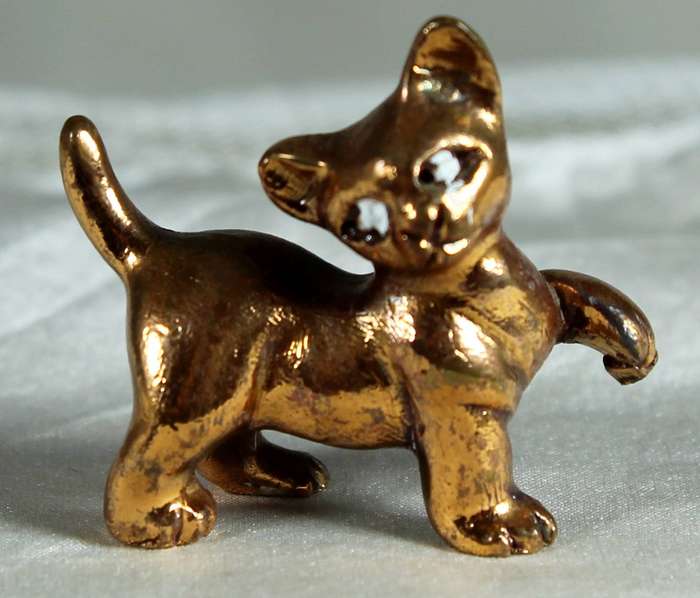 Miniature copper plated - Strutting kitten
