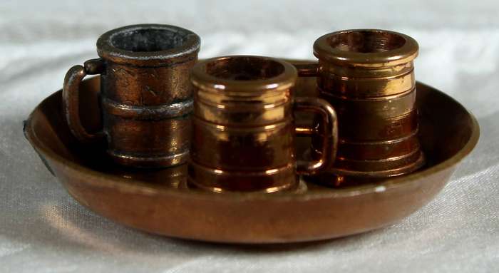 Miniature copper tray with 3 mugs