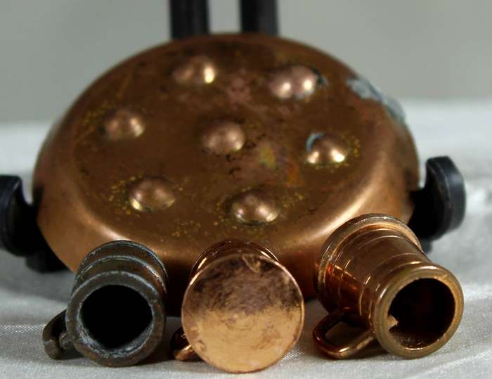 Miniature copper tray with 3 mugs