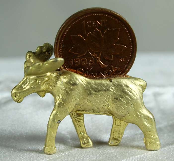 Miniature brass plated - Moose carrying a coin