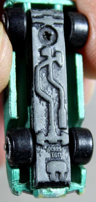 Micro Machines - LGTI - Studebaker 1953 Starliner Coupe (1995)
