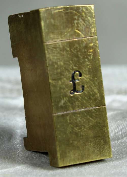 Vintage letter press brass printing block - Pound sign