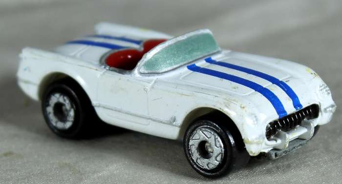 Micro Machines - LGTI - 1954 Corvette Roadster