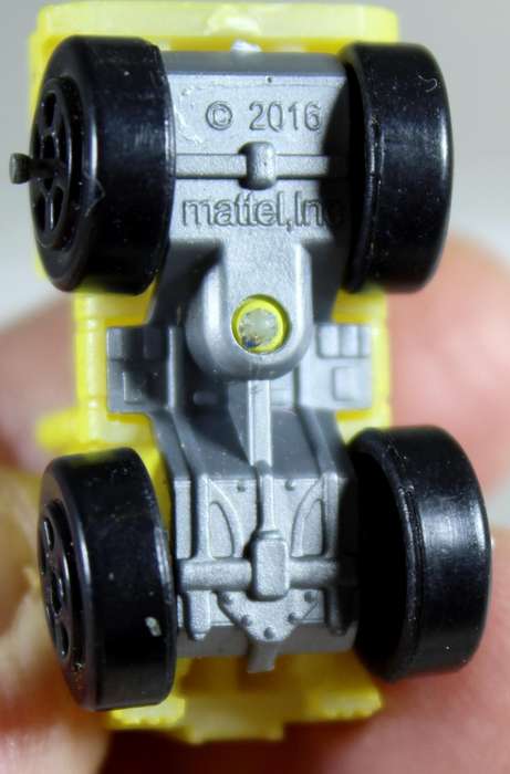 Micro Machines - Mattel - Wheels Deal Water Tanker truck