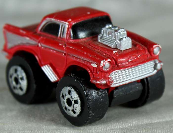 Micro Machines - RoadChamps - Hot Pink 57' Chevy - Big Wheels