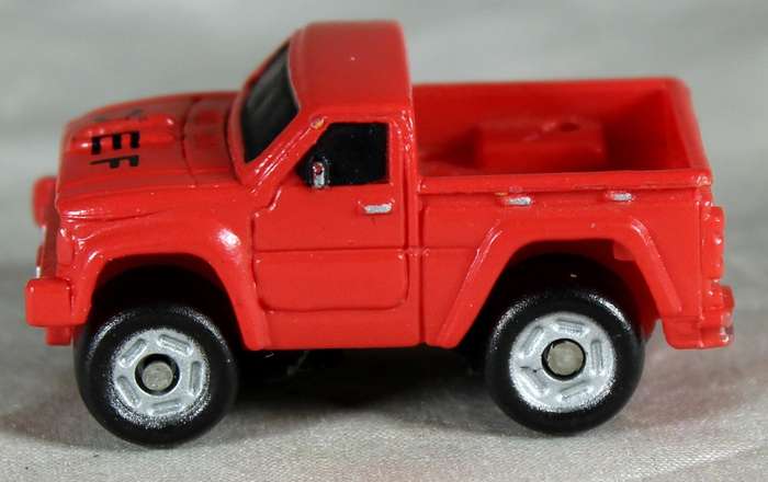 Micro Machines - Funrise - Chief Fire Truck pick up