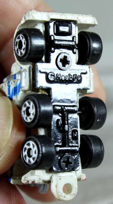 Micro machines - Hasbro - tow truck wrecker (2001)