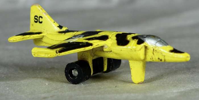 Micro fighter F-16 falcon jet