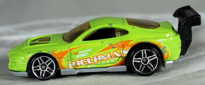 Hotwheels - super tsunami