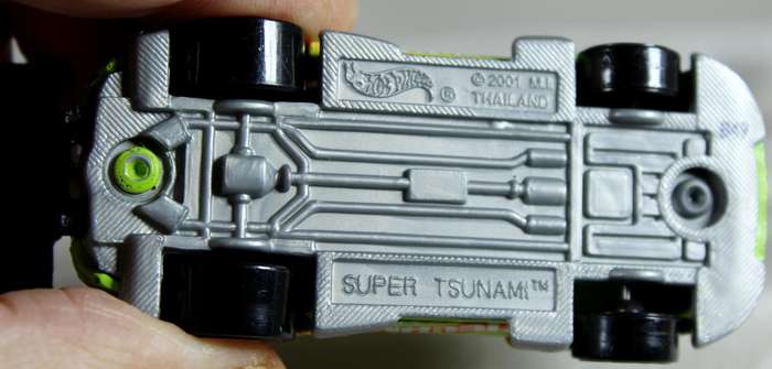 Hotwheels - super tsunami