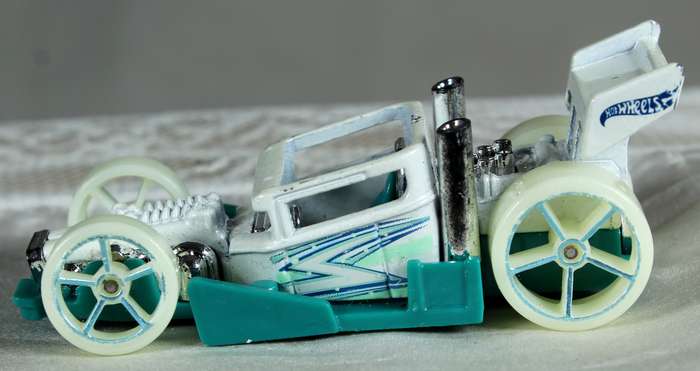Hotwheels - Bone Speeder